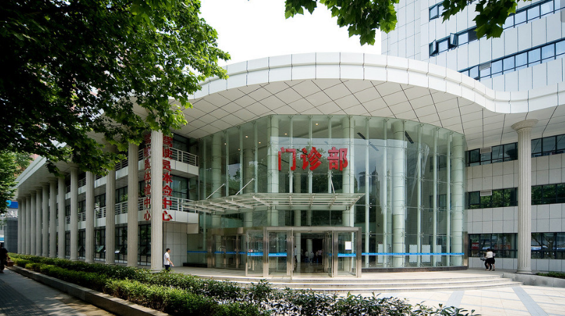 医院3(图1)