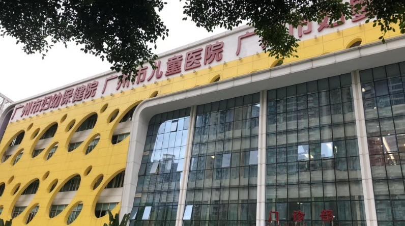 医院8(图1)