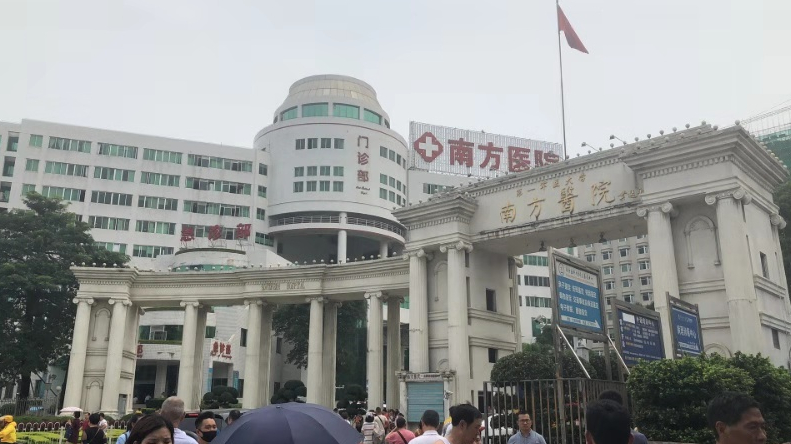 医院7(图1)